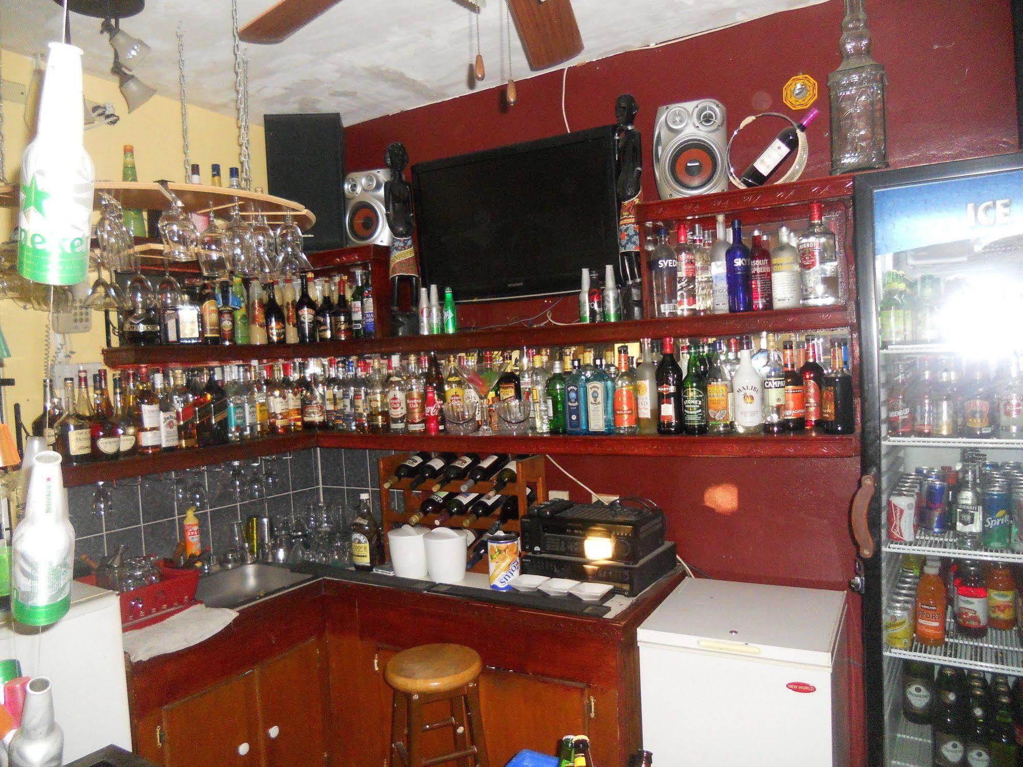 Seaview Inn Basseterre Luaran gambar