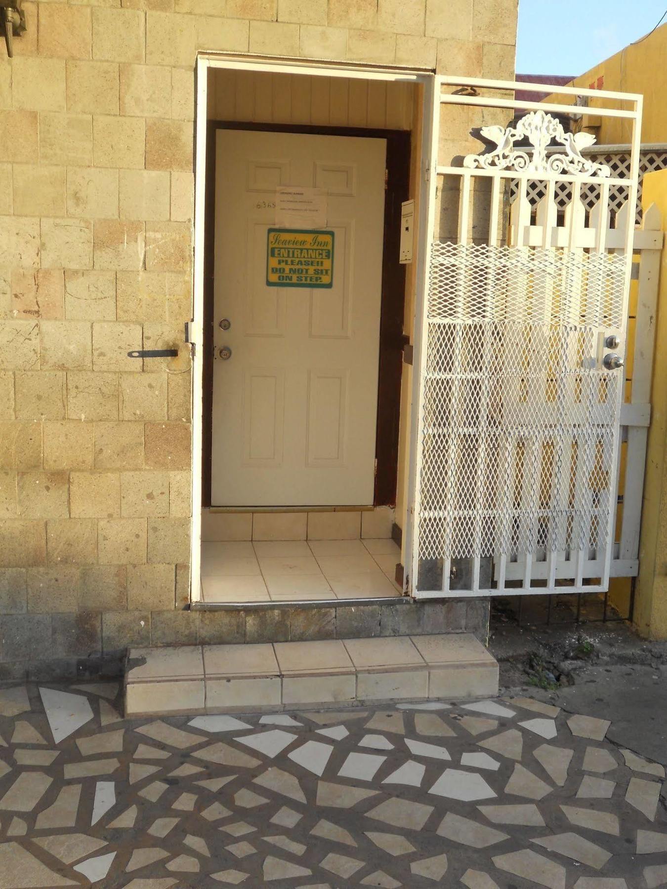 Seaview Inn Basseterre Luaran gambar