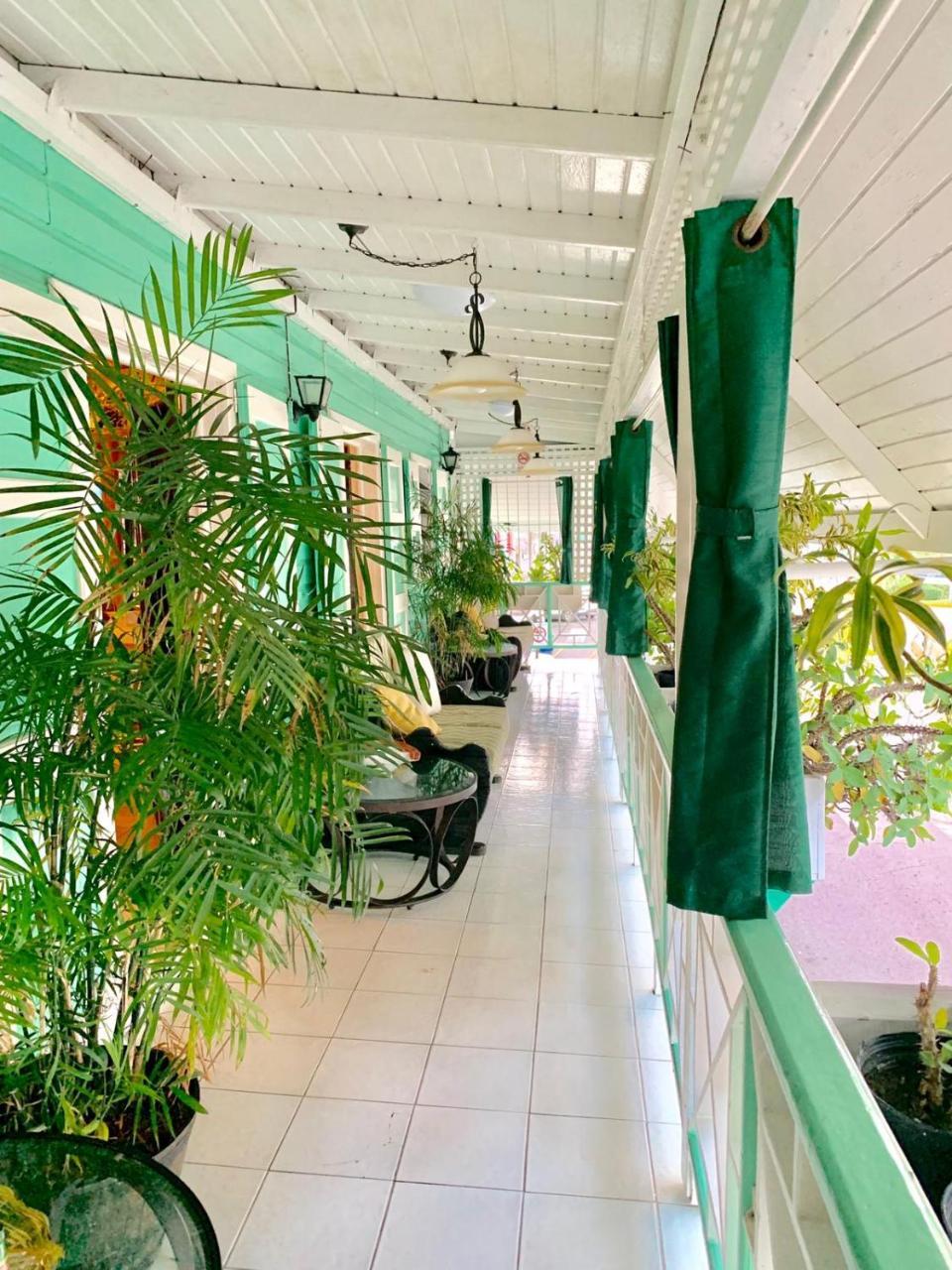 Seaview Inn Basseterre Luaran gambar